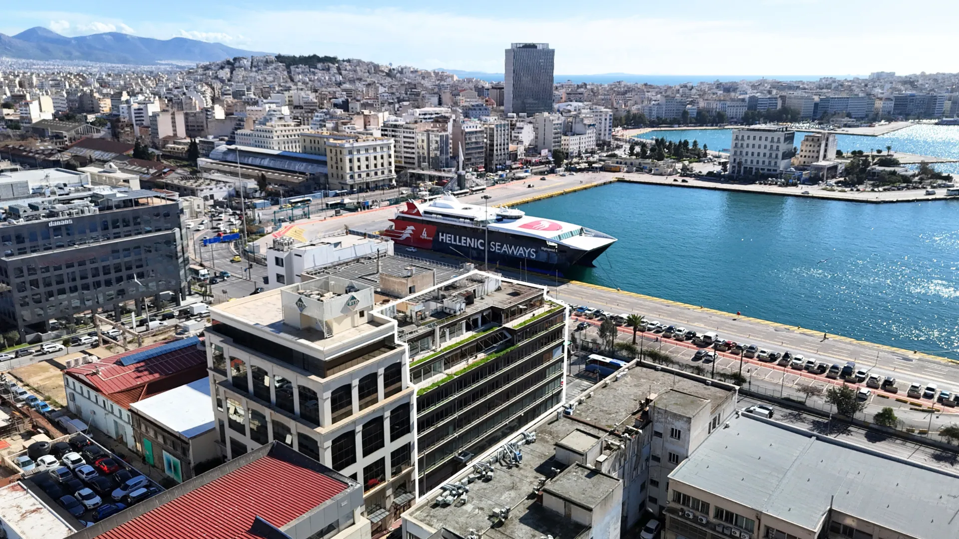 Atina Riviera'sının Kalbinde Deniz Manzaralı İkonik Yatırım: Etolikou Seafront