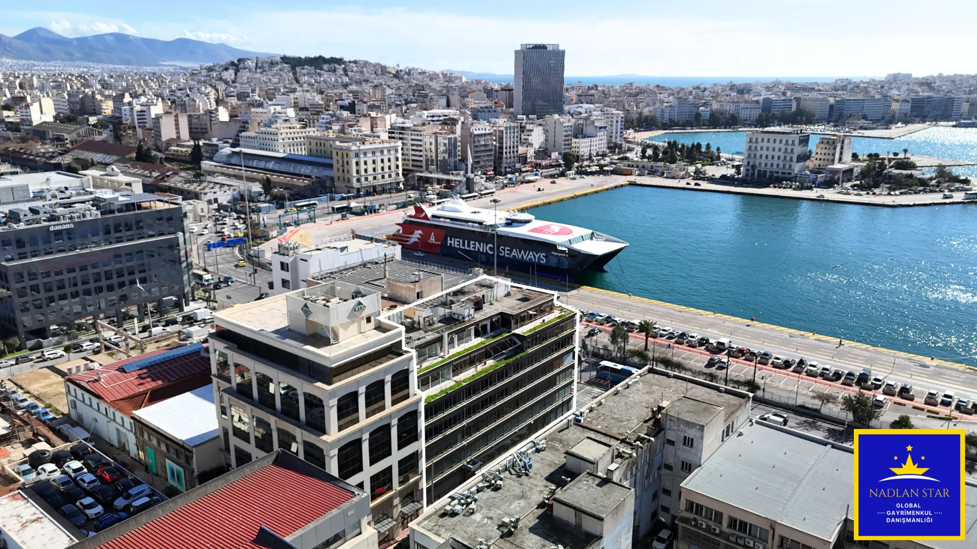 Atina Riviera'sının Kalbinde Deniz Manzaralı İkonik Yatırım: Etolikou Seafront